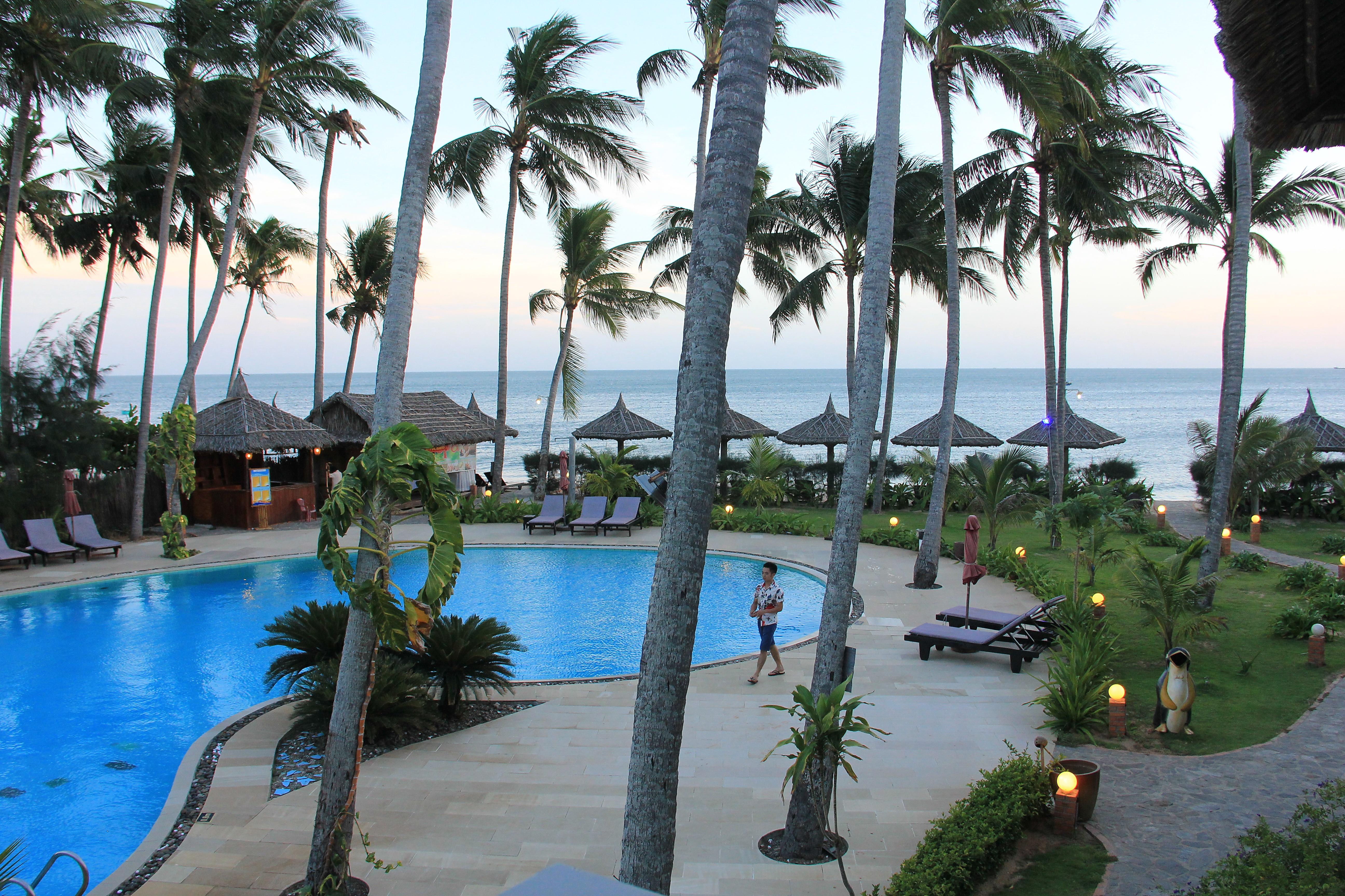 Little Paris Resort Phan Thiet Exteriör bild