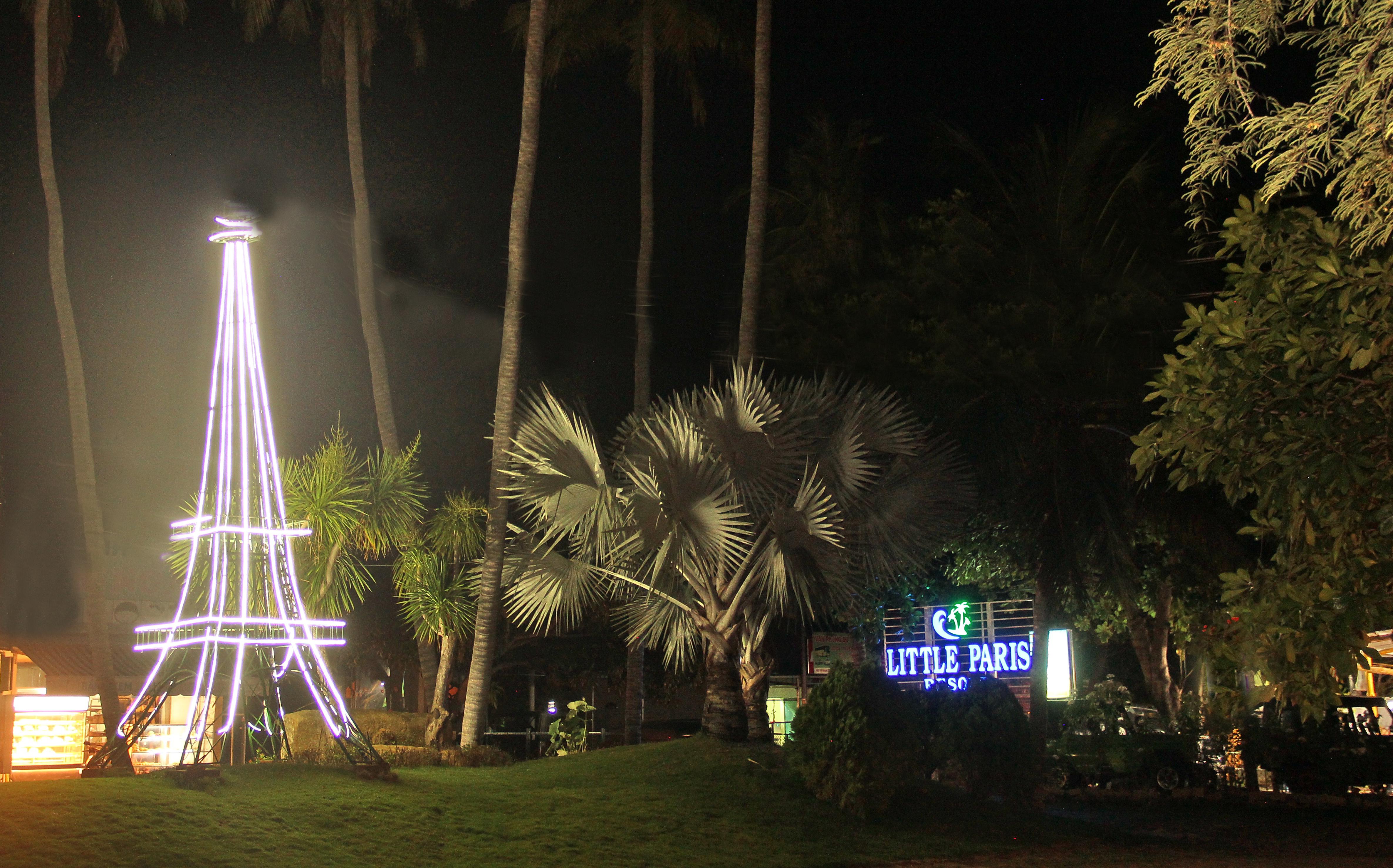 Little Paris Resort Phan Thiet Exteriör bild