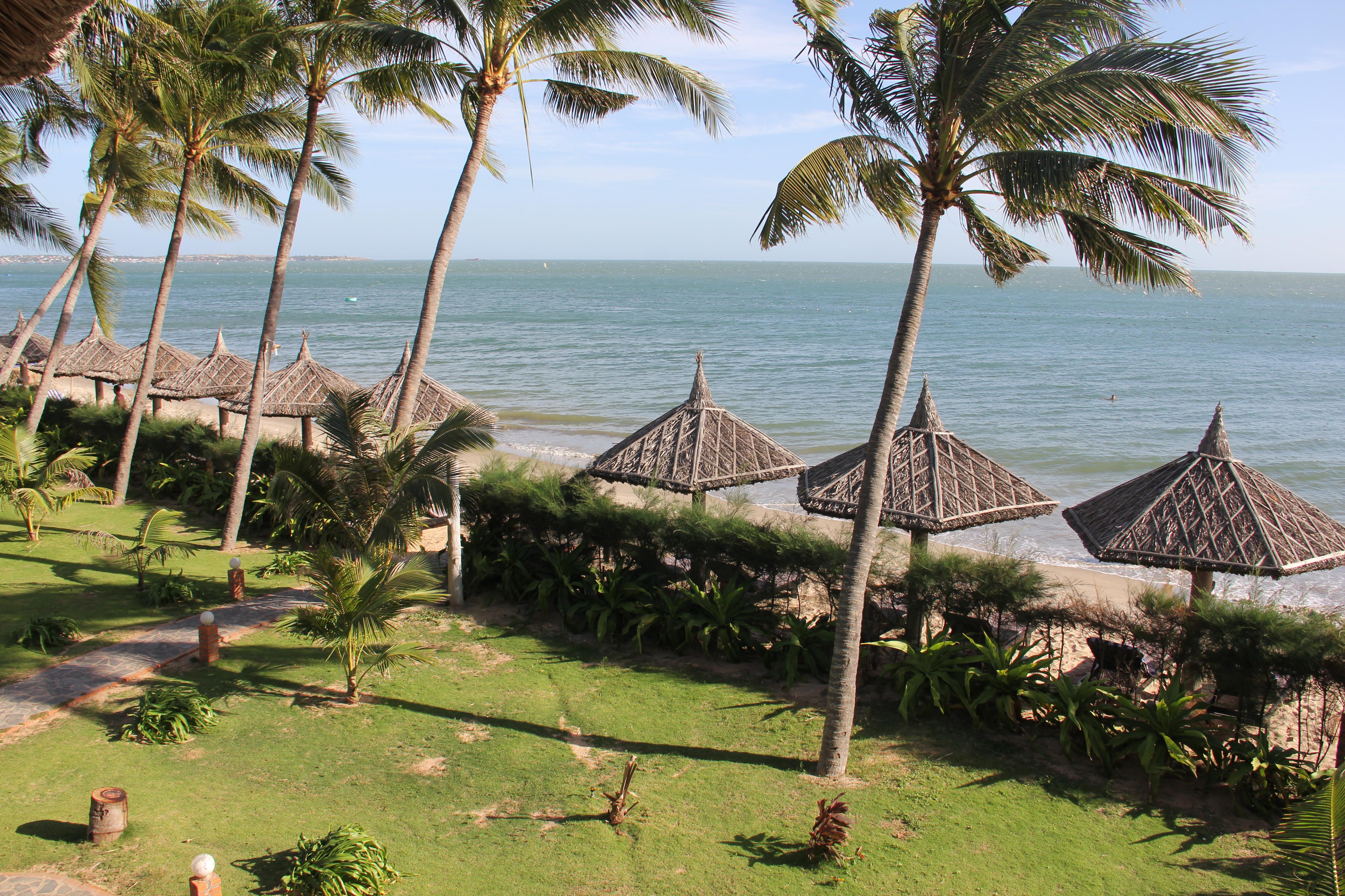 Little Paris Resort Phan Thiet Exteriör bild